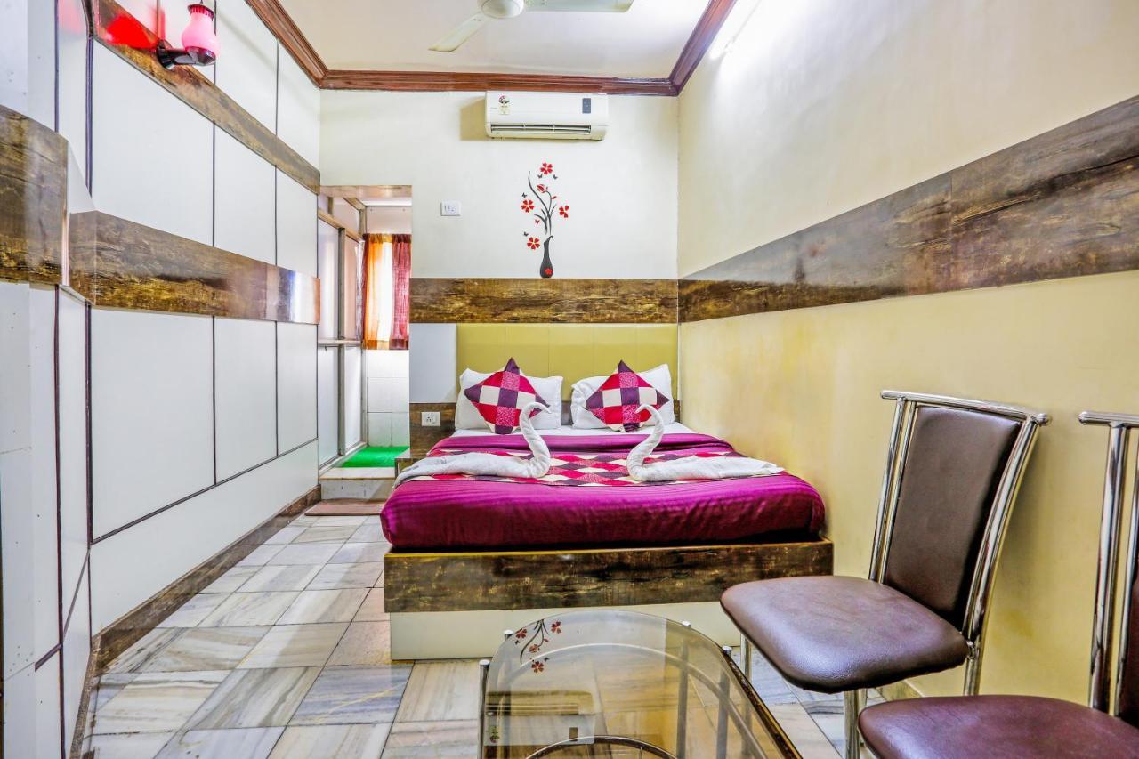 Terminus Hotel Bandra Mumbai Exterior photo
