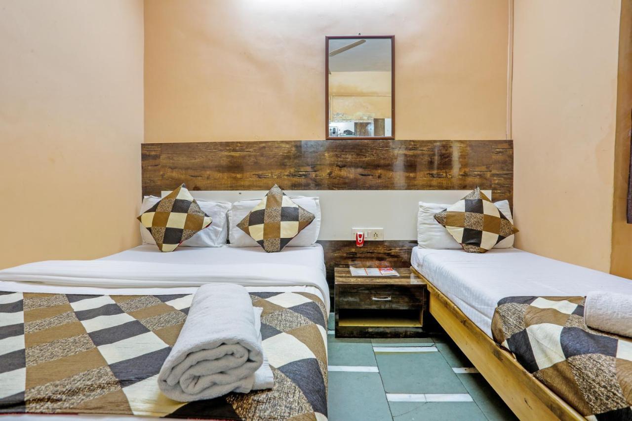 Terminus Hotel Bandra Mumbai Exterior photo